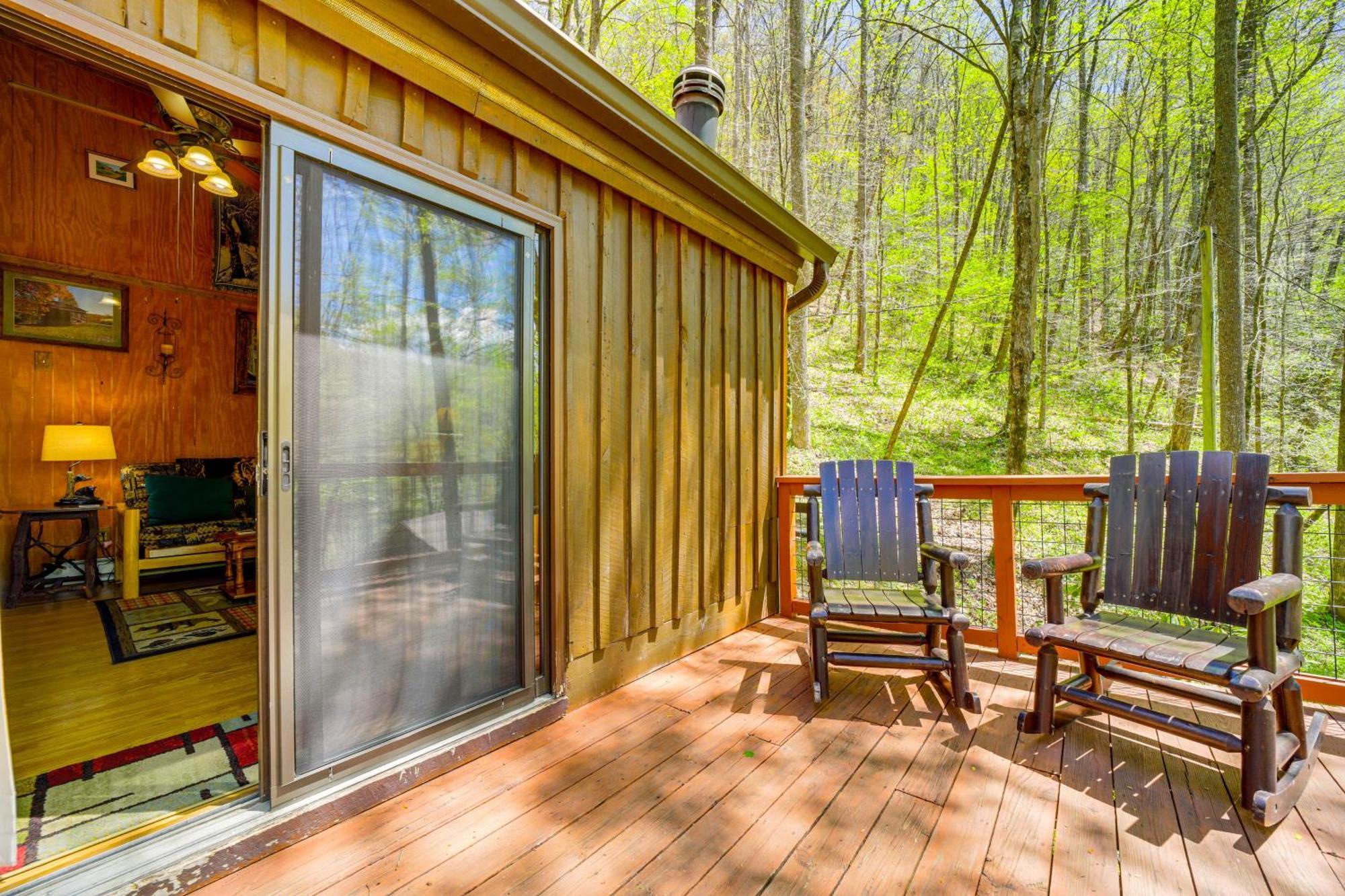 Creekside Whittier Cabin With Fire Pit Near Hiking! Exterior foto