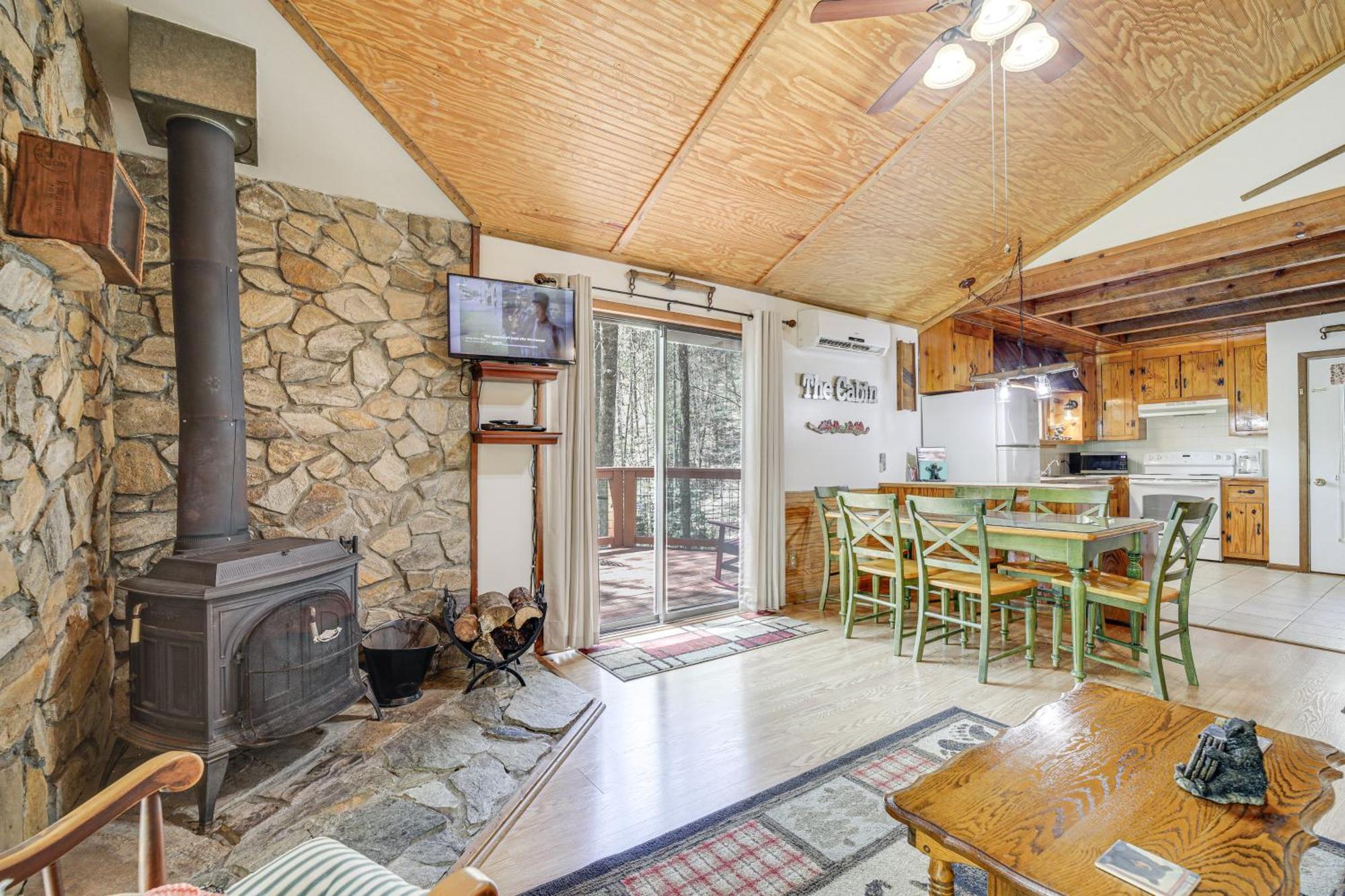 Creekside Whittier Cabin With Fire Pit Near Hiking! Exterior foto